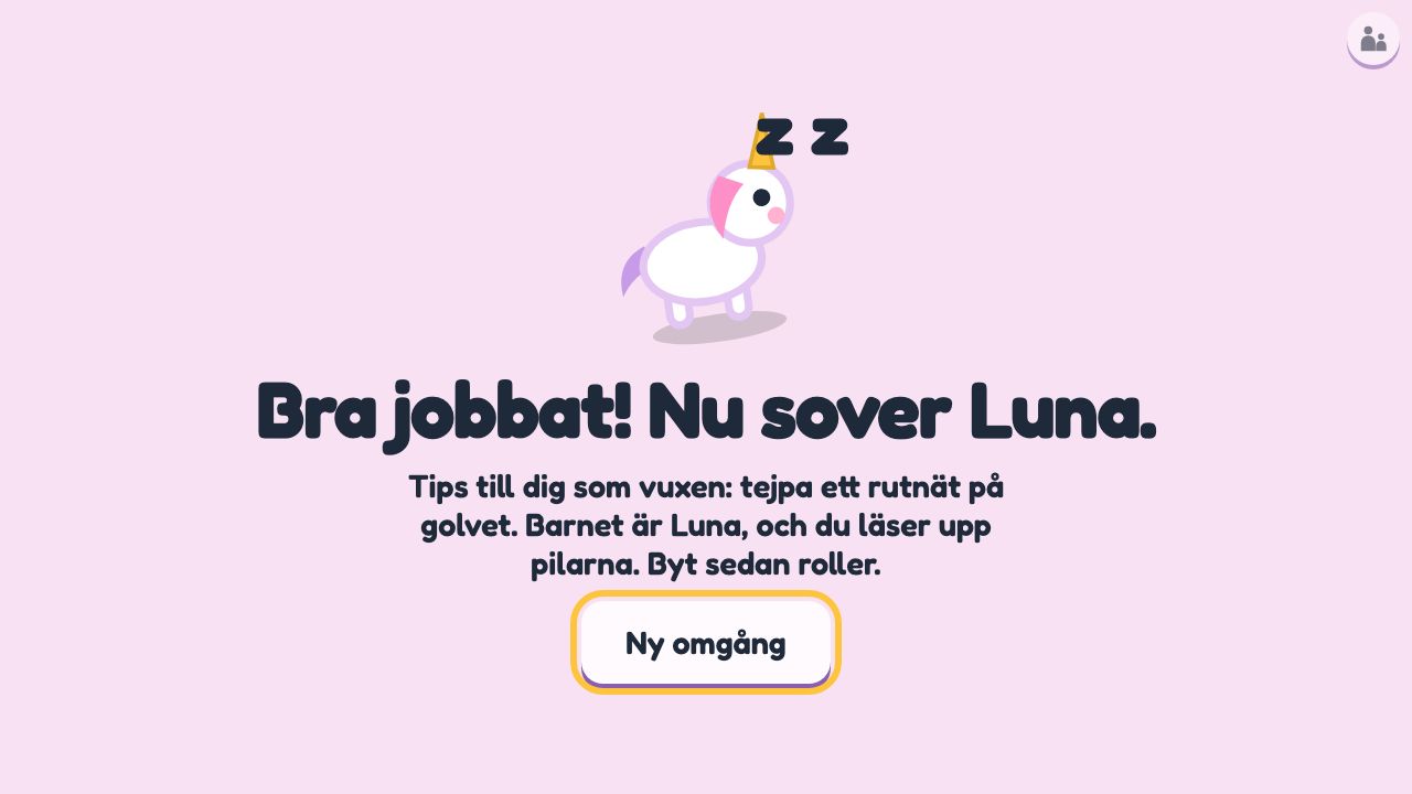 Enhörningen Luna sover. Tv:n säger: Bra jobbat! Nu sover Luna, och ger den vuxne ett tips på en lek utan skärm.